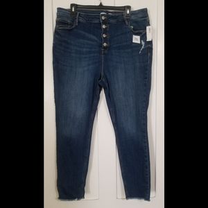 NWT 18 Old Navy High-Waist 4-Button Ankle Jeans